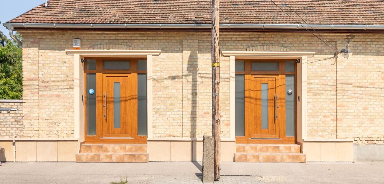 Jegmadar & Fekete Golya Apartmanok Mosonmagyarovar Exterior photo